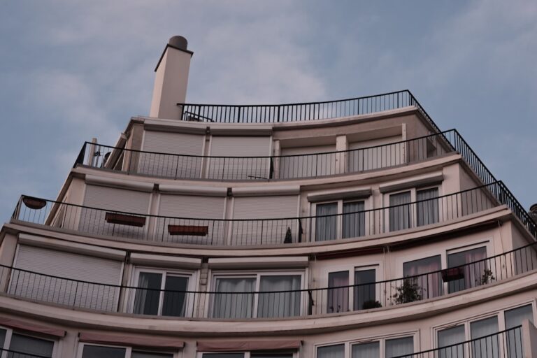 Mini-PV-Anlage auf Balkon 2026 für effiziente und kostengünstige Eigenstromversorgung