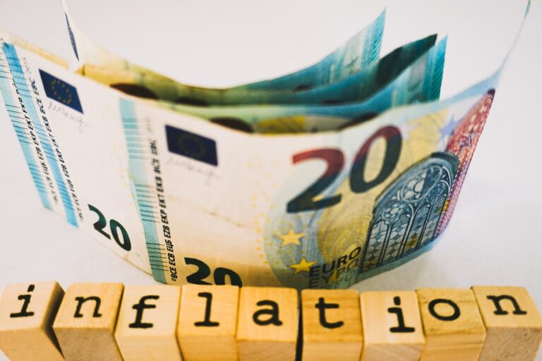 Grafik zeigt nachhaltige Anlagestrategien für effektiven Inflationsschutz im Portfolio