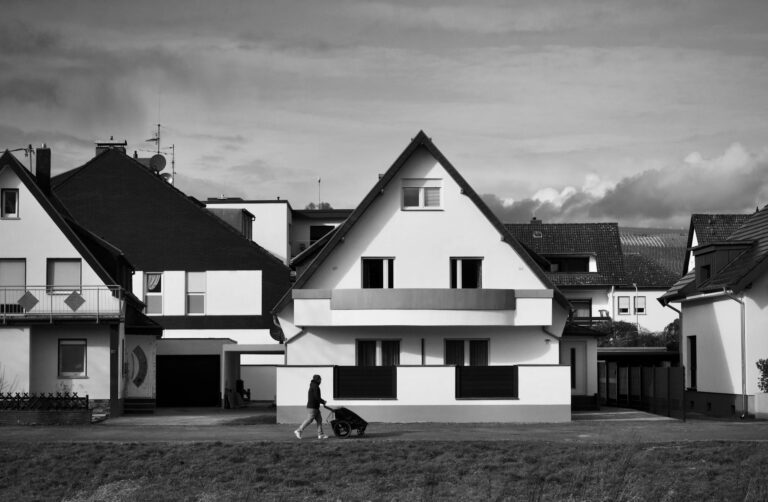 Verschiedene Kinderwagenmodelle für flexible und sichere Kinderwagenwahl im Alltag