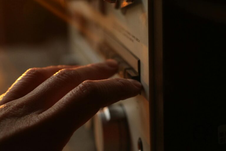 Illustration zum Thema Mieterstrommodelle 2026